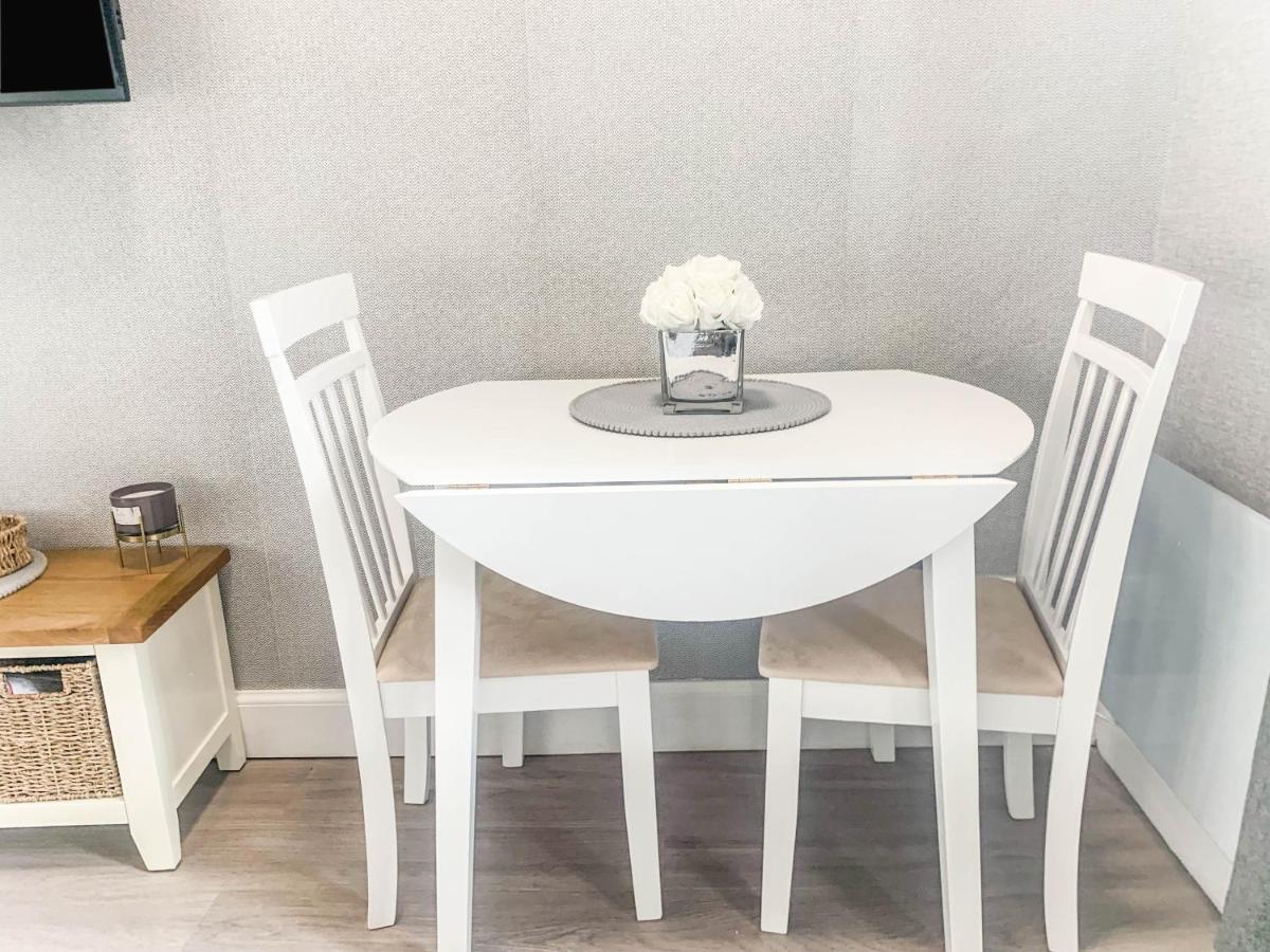 The Rosebery Retreat By The Castle 1-bed Inverness