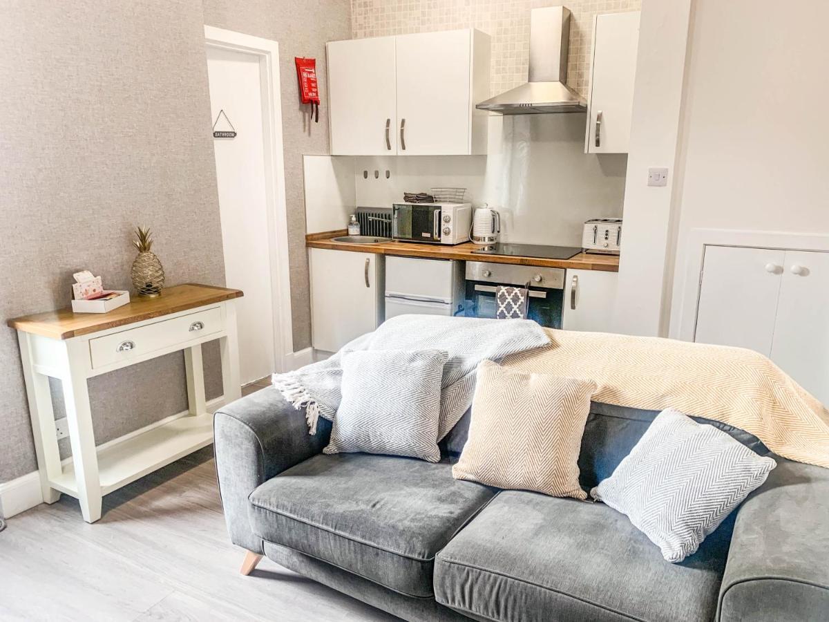 The Rosebery Retreat By The Castle 1-bed Apartment