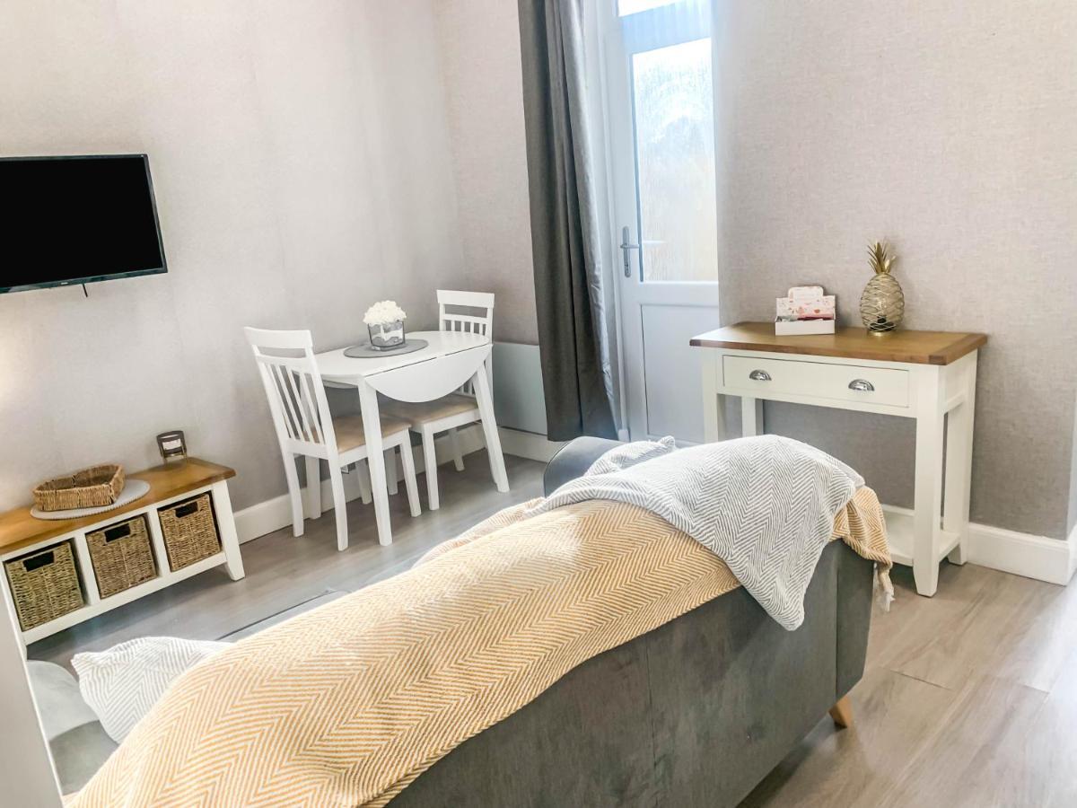 Apartment The Rosebery Retreat By The Castle 1-bed